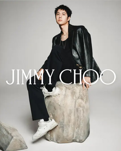 JIMMY CHOO全球品牌代言人王一博出镜全新 DIAMOND 无限休闲鞋广告大片